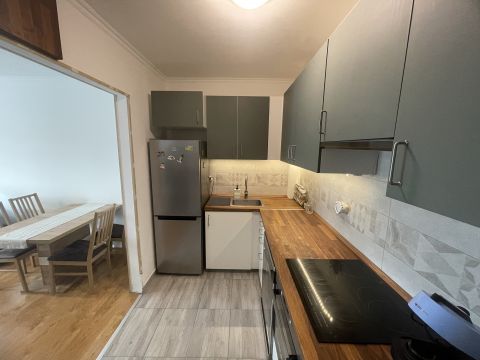 Eladó Lakás 9023 Győr Adivárosi felújitott Panellakás