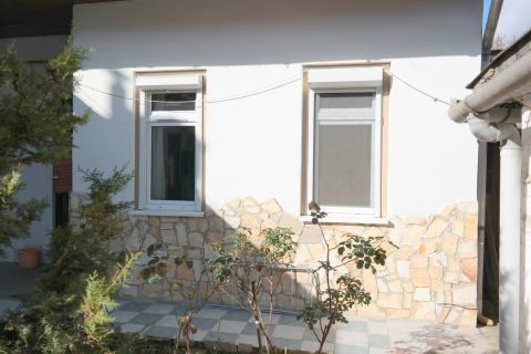 Eladó Lakás 1204 Budapest 20. kerület , Kossuthfalva:Nem beköltözhető/haszonélvezettel terhelt lakás