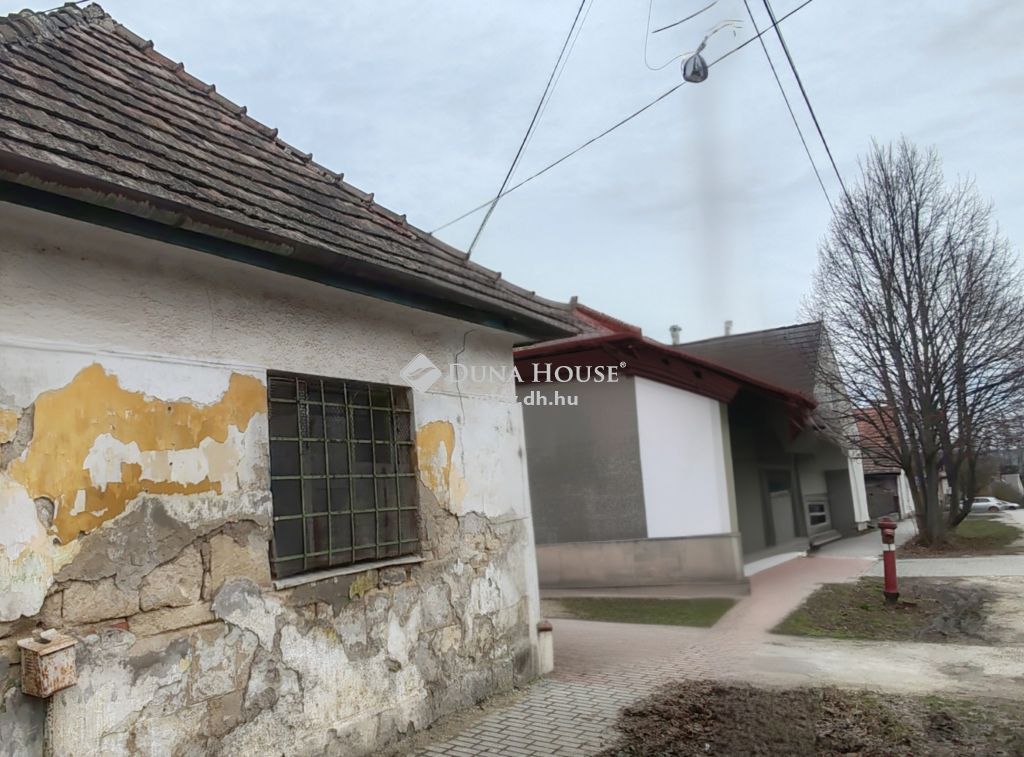 Eladó Ház 2051 Biatorbágy, 