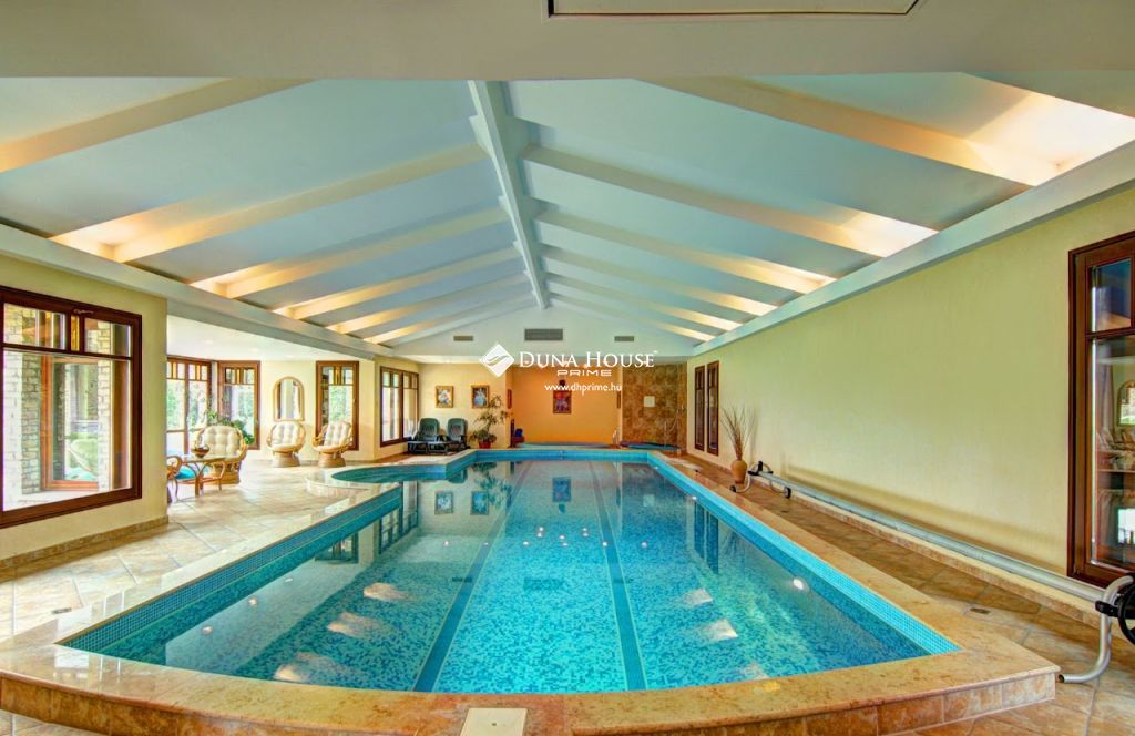 Eladó ház, Pilisszentiván