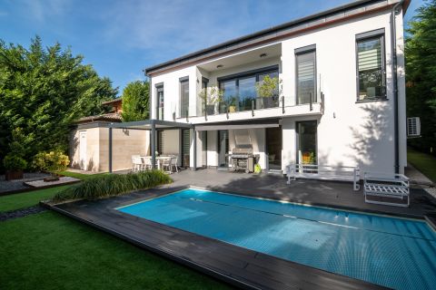 Eladó Ház 2094 Nagykovácsi 