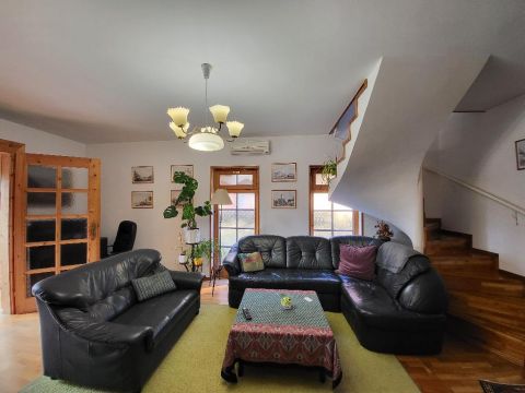 Eladó Ház 8621 Zamárdi , 8621 Zamárdi, vízpart közeli