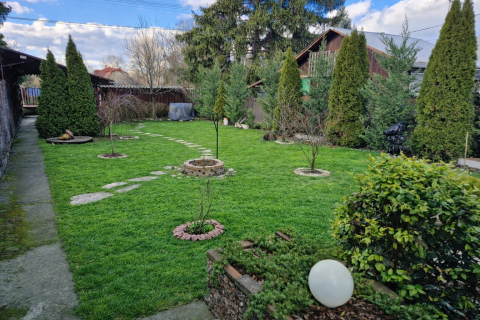 Eladó Ház 2340 Kiskunlacháza , Duna-part melletti hangulatos, 2 szoba + nappalis ház eladó