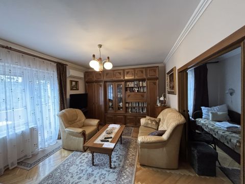 Kiadó Lakás 1126 Budapest 12. kerület 