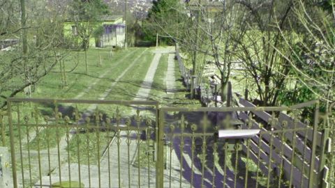 Eladó Telek 1037 Budapest 3. kerület , Nagy méretű lakóövezeti telek Testvérhegyen