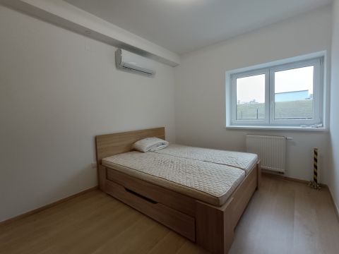 Kiadó Lakás 6000 Kecskemét 