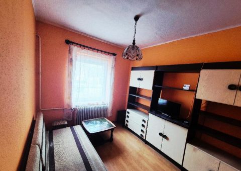 Eladó Ház 7013 Cece , 7013 Cece, falu szélén