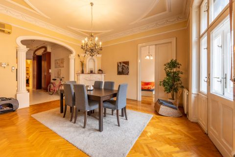 Eladó Lakás 1093 Budapest 9. kerület 