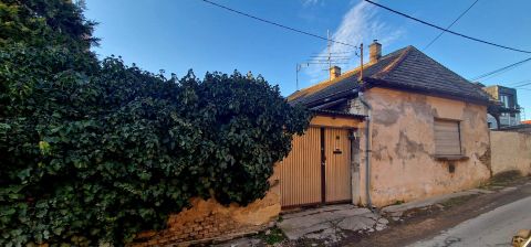 Eladó Ház 2600 Vác , Vác, Verőcei utca