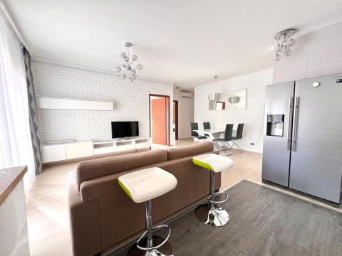 Eladó Lakás 1138 Budapest 13. kerület , Duna Terasz, nappali+3háló, duplakomfort ( GARÁZS, TÁROLÓ)