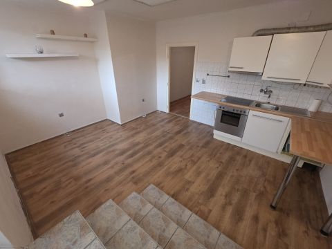 Eladó Lakás 1143 Budapest 14. kerület 