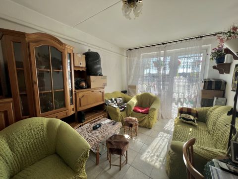 Eladó Lakás 8200 Veszprém , Március 15. utca