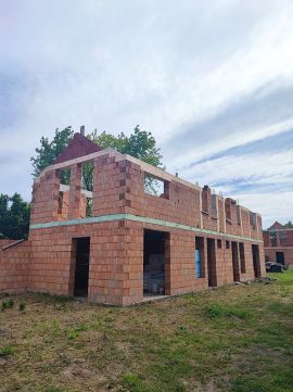 Eladó Ház 2011 Budakalász 