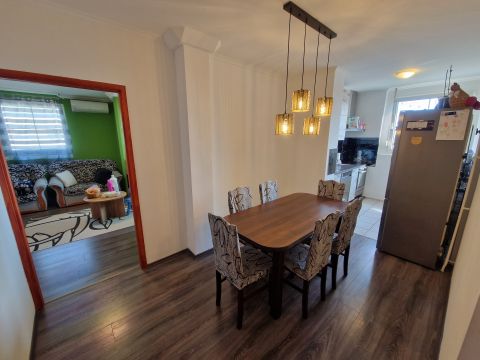 Eladó Lakás 7700 Mohács 