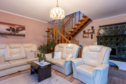 Eladó Ház 8045 Isztimér 