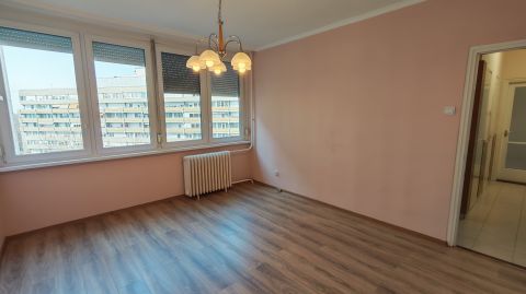 Kiadó Lakás 6000 Kecskemét 