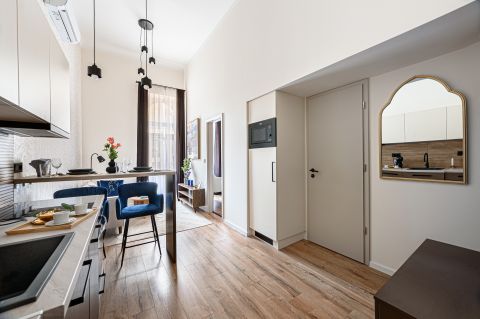 Eladó Lakás 1088 Budapest 8. kerület Profin felújított lakások a József körút elején a Blahánál