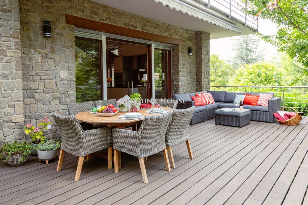 8237 Tihany , Gödrös — 1/28
