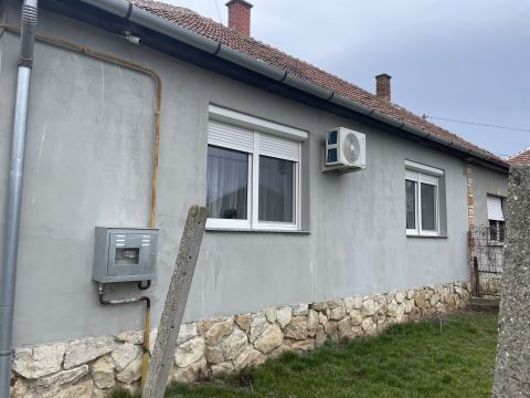 Eladó Ház 6449 Mélykút 