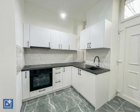 Eladó Lakás 1105 Budapest 10. kerület , Gyönyörűen felújított, gázcirkóval, padlófűtéssel, klímával