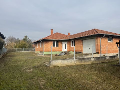 Eladó Ház 2230 Gyömrő , Eskü Tér