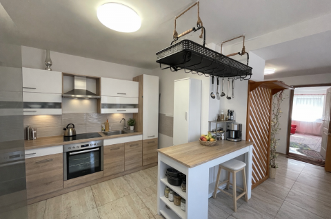 Eladó Ház 6050 Lajosmizse , Lajosmizsén felújított 2 szobás önálló HÁZ