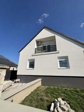 Kiadó Lakás 9200 Mosonmagyaróvár , Fuvaros utca környéke 