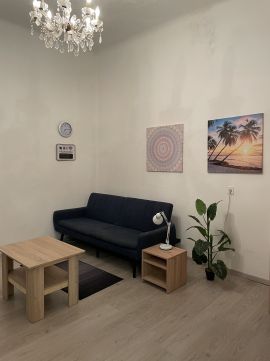 Eladó Lakás 1036 Budapest 3. kerület 