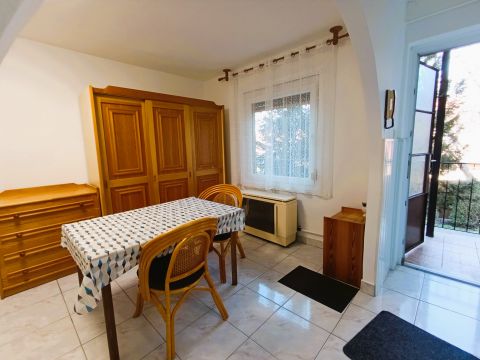 Eladó Lakás 7700 Mohács , Belvárosi lakás Mohácson