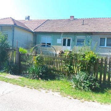 Eladó Ház 2521 Csolnok 