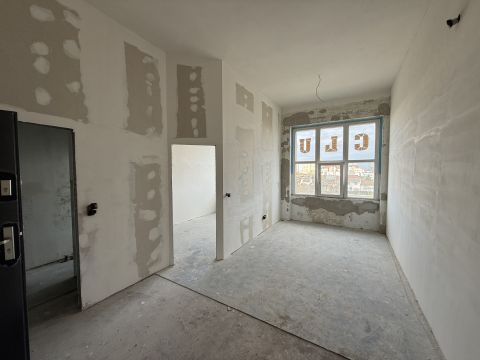 Eladó Iroda 1211 Budapest 21. kerület , Hévmegálló közelében