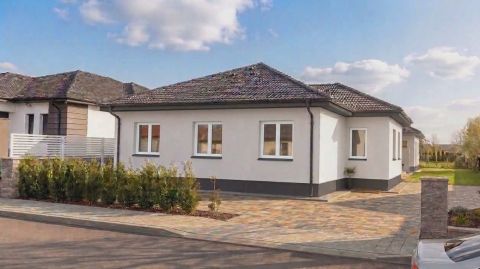 Eladó Ház 4400 Nyíregyháza Oros, frekventált kervárosi részén