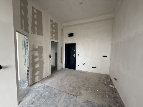 Eladó Iroda 1211 Budapest 21. kerület , Csepeli hévmegálló közelében