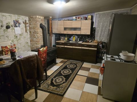 Eladó Ház 2182 Domony 