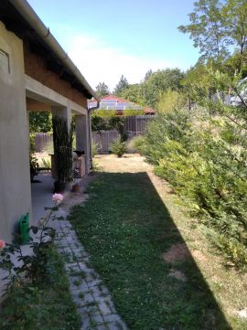 Eladó Ház 2235 Mende Nincs utca