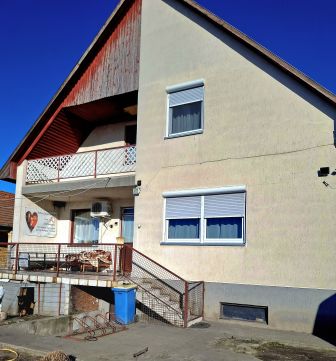 Eladó Ház 3015 Csány , Lakóház + kertészet + vendégház