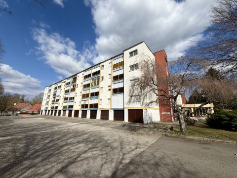 Eladó Lakás 7815 Harkány 