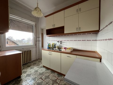 Eladó Ház 7056 Szedres Nagyméretű családiház 