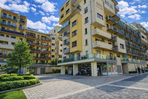 Eladó Lakás 1138 Budapest 13. kerület XIII. Marina-part, 2 szobás, erkélyes 2011-es épület