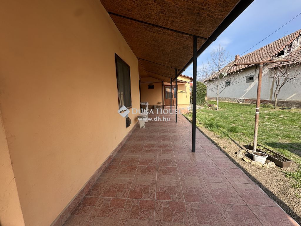 5475 Csépa , Csépa frekventált rèszèn jó állapotú csalàdi hàz eladó — 1/14