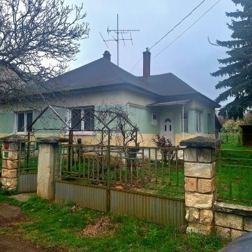 Eladó Ház 2072 Zsámbék 