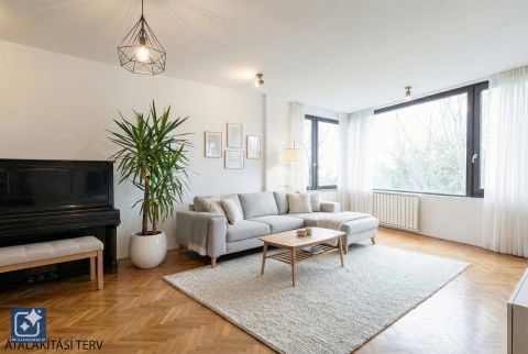 Eladó Lakás 1125 Budapest 12. kerület Örökpanorámás, felújítandó duplex lakás a Svábhegyen