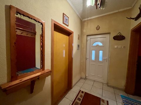 Eladó Ház 2526 Epöl 