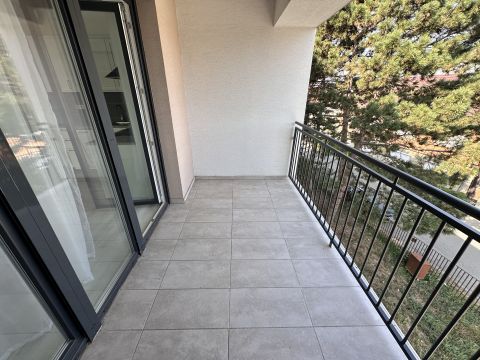 Kiadó Lakás 9700 Szombathely , Szőllősi sétány környéke