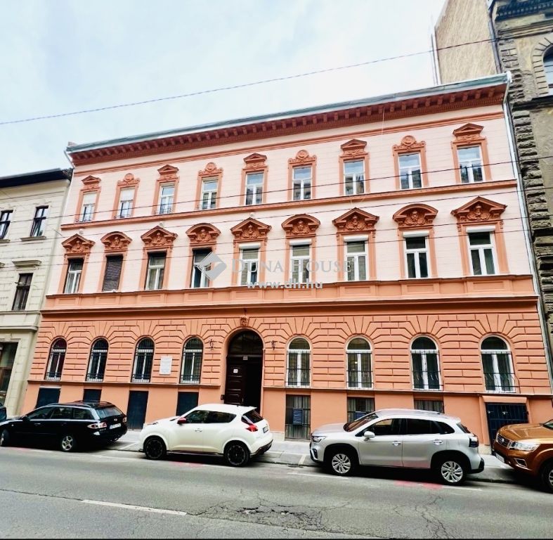 1064 Budapest 6. kerület — 1/14