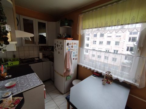 Eladó Lakás 2800 Tatabánya 