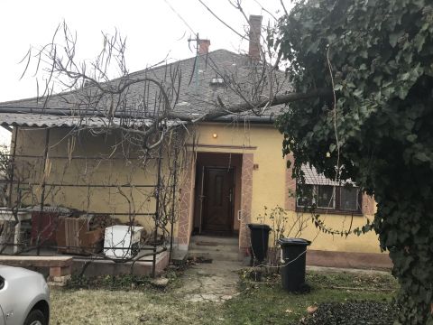 Eladó Ház 7000 Sárbogárd 