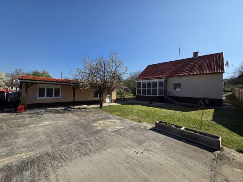 Eladó Ház 7811 Túrony 