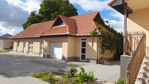 Kiadó Iroda 4031 Debrecen 