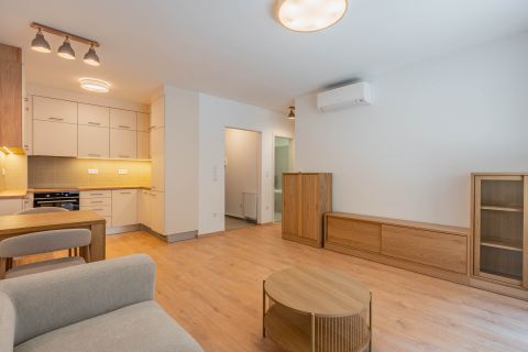 Kiadó Lakás 1134 Budapest 13. kerület , Ferdinand Garden lakóparkban berendezett lakás kiadó